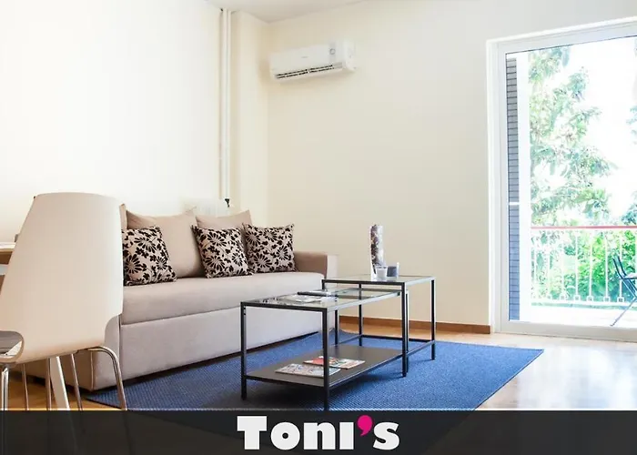 Toni\'S Apartment Near Seaside And Marina Flisvos